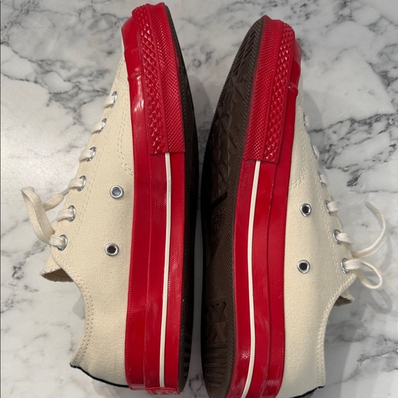 Converse Unisex Cream and Red Heart Chuck Taylor - Picture 4 of 8